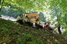 Festgottesdienst zum 1.000 Todestag des Heiligen Heimerads auf dem Hasunger Berg (Foto: Karl-Franz Thiede)